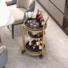 Золото и черный камень