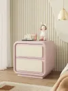 Розово-белый и молочно-белый