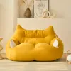 Жёлтый с белыми точками