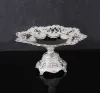 Серебристо-белый