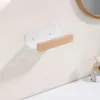 Светлая берёза и белый