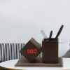 Красный