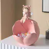 Розовый