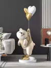 Красный