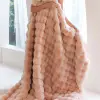 Розовый