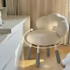 Вращающийся кремовый